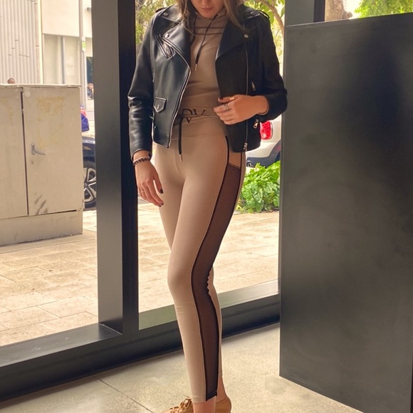 LIKE NEW MANIERE DE VOIR Co-ord Set Mesh beige black Leggings & Cropped Hoodie - Picture 3 of 11